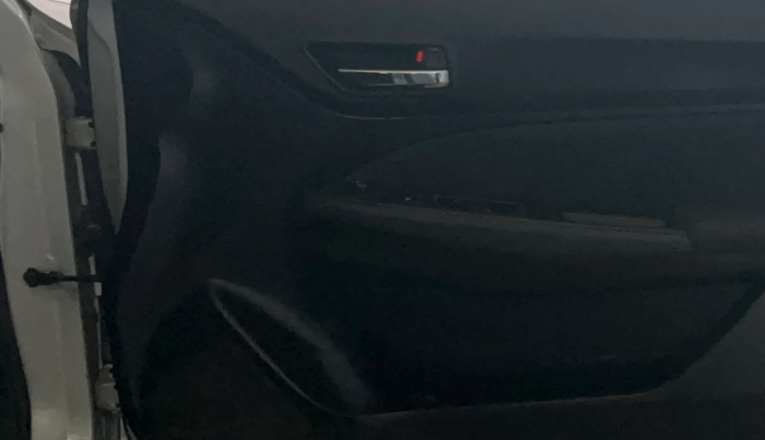 2020 Maruti Swift VXI, Petrol, Manual, 40,760 km, Driver Side Door Panels Control