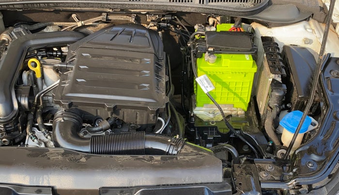 2022 Volkswagen VIRTUS TOPLINE TSI 1.0 AT, Petrol, Automatic, 67,723 km, Engine View - Left