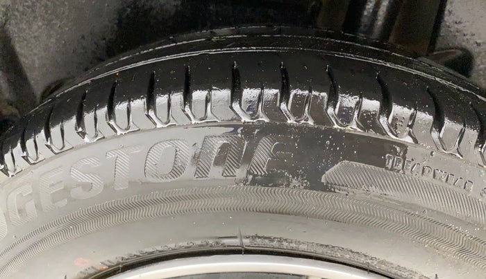 2023 Maruti Dzire VXI, Petrol, Manual, 31,836 km, Left Rear Tyre Tread