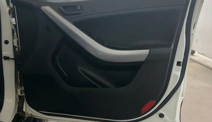 2022 Tata NEXON XE PETROL, Petrol, Manual, 16,219 km, Driver Side Door Panels Control