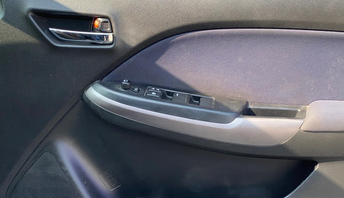 2019 Maruti Baleno DELTA PETROL 1.2, Petrol, Manual, 49,053 km, Driver Side Door Panels Control