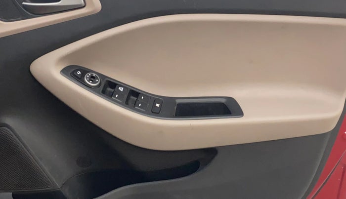 2017 Hyundai Elite i20 ASTA 1.2, Petrol, Manual, 1,04,578 km, Driver Side Door Panels Control