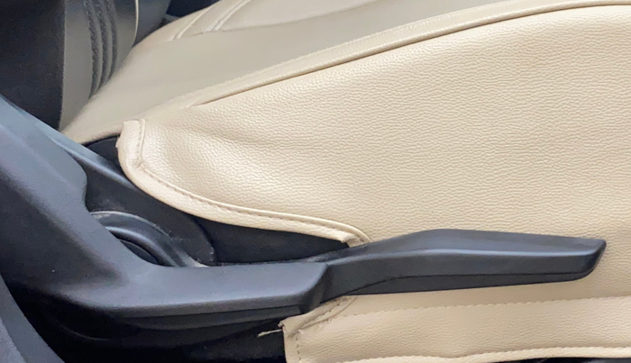 2024 Toyota Glanza G, Petrol, Manual, 21,555 km, Driver Side Adjustment Panel