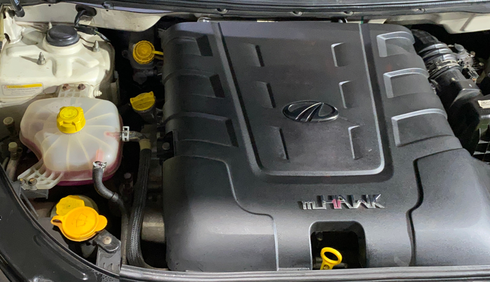 2019 Mahindra XUV500 W11, Diesel, Manual, 35,341 km, Engine View - Right