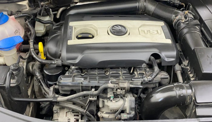 2015 Skoda Superb ELEGANCE 1.8 TSI AT, Petrol, Automatic, 57,653 km, Engine View - Right