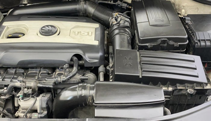 2015 Skoda Superb ELEGANCE 1.8 TSI AT, Petrol, Automatic, 57,653 km, Engine View - Left