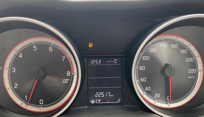 2021 Maruti Swift ZXI, Petrol, Manual, 22,516 km, Odometer Image