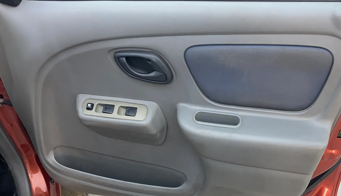 2013 Maruti Alto K10 VXI, Petrol, Manual, 33,983 km, Driver Side Door Panels Control