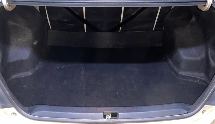 2013 Toyota Etios V, Petrol, Manual, 57,615 km, Boot Inside