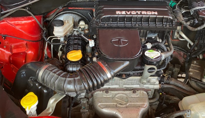 2017 Tata Tiago XT PETROL, Petrol, Manual, 40,417 km, Engine View - Right