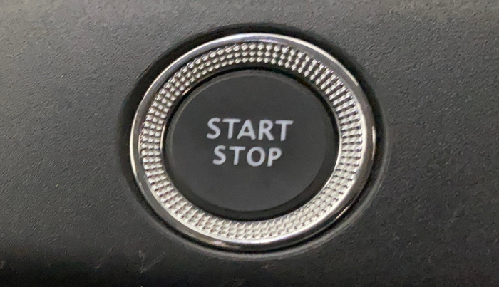 2024 Renault TRIBER RXZ, Petrol, Manual, 16,560 km, Keyless Start/ Stop Button