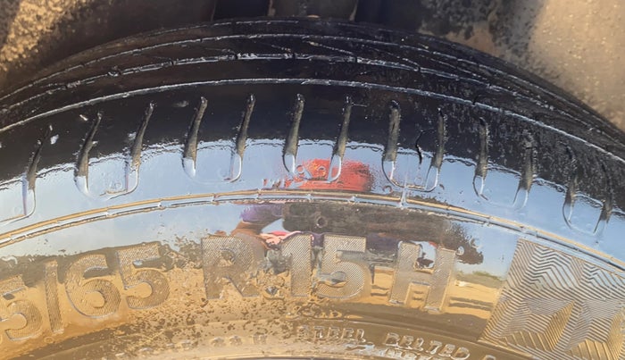 2021 Skoda Rapid AMBITION AT TSI, Petrol, Automatic, 1,06,304 km, Right Rear Tyre Tread