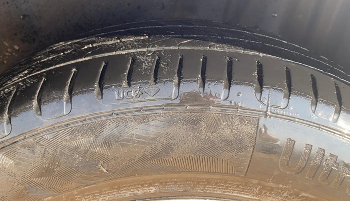 2021 Skoda Rapid AMBITION AT TSI, Petrol, Automatic, 1,06,304 km, Left Rear Tyre Tread