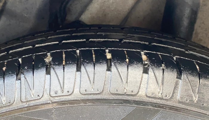 2020 Hyundai VENUE SX 1.0 (O) TURBO IMT, Petrol, Manual, 89,378 km, Left Rear Tyre Tread