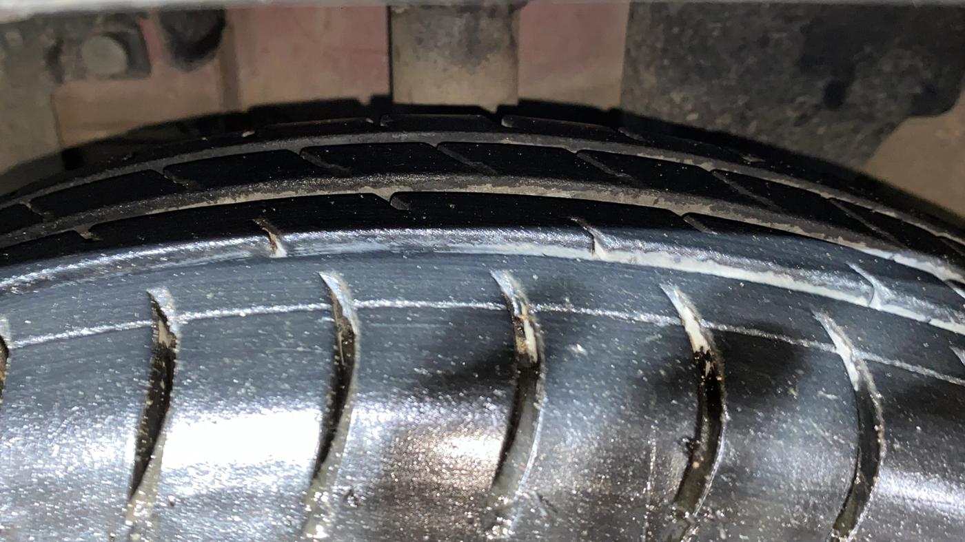 2018 Renault Kwid RXL, Petrol, Manual, 47,085 km, Left Front Tyre Tread