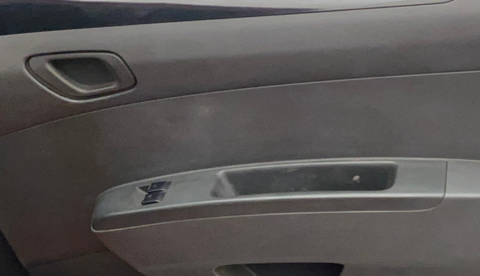 2013 Chevrolet Beat LS PETROL, Petrol, Manual, 60,359 km, Driver Side Door Panels Control