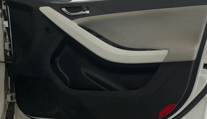 2024 Tata NEXON CREATIVE PLUS S 1.2 REVOTRON 6 MT DT, Petrol, Manual, 21,204 km, Driver Side Door Panels Control