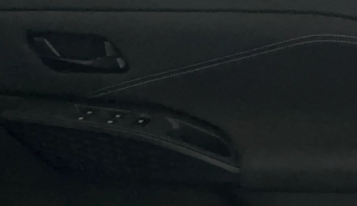 2024 Nissan MAGNITE Visia B4D 1.0 Petrol MT, Petrol, Manual, 3,930 km, Driver Side Door Panels Control