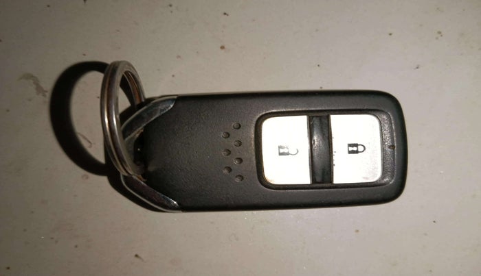 2018 Honda WR-V 1.5L I-DTEC VX MT, Diesel, Manual, 60,034 km, Key Close Up