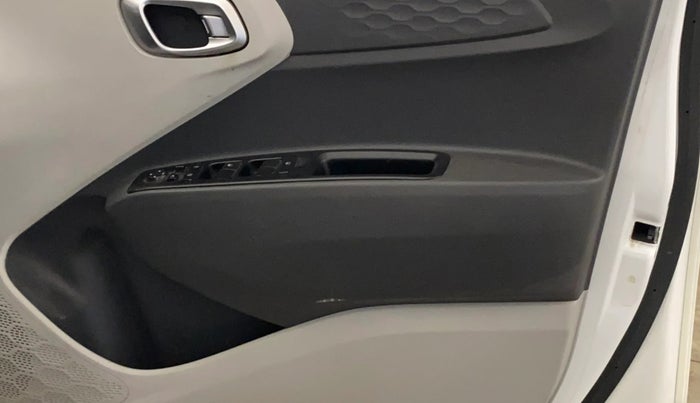 2022 Hyundai GRAND I10 NIOS SPORTZ 1.2 KAPPA VTVT, Petrol, Manual, 31,861 km, Driver Side Door Panels Control