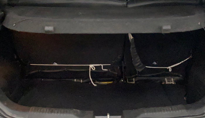 2017 Maruti IGNIS DELTA 1.2 AMT, Petrol, Automatic, 24,648 km, Boot Inside