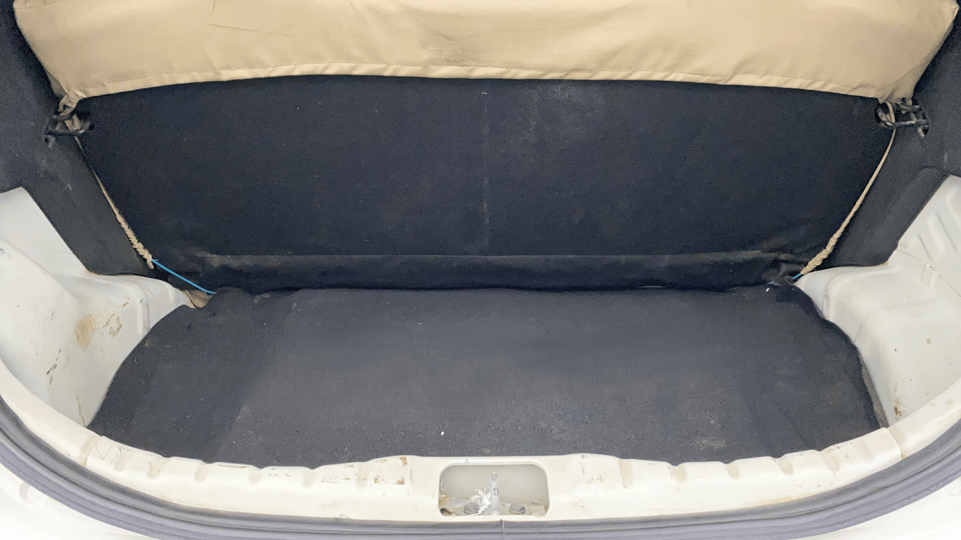 2018 Hyundai Eon ERA +, Petrol, Manual, 45,421 km, Boot Inside