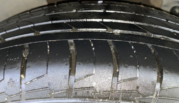 2022 KIA SELTOS GTX PLUS 1.5 DIESEL AT, Diesel, Automatic, 98,623 km, Left Rear Tyre Tread