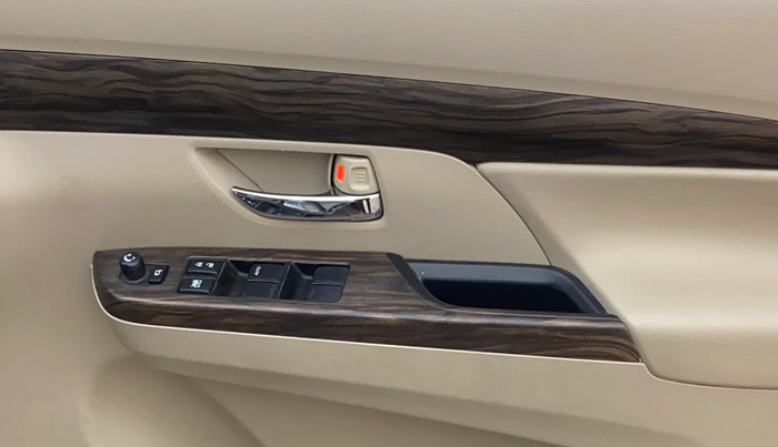 2021 Maruti Ertiga ZXI+ SHVS, Petrol, Manual, 21,258 km, Driver Side Door Panels Control