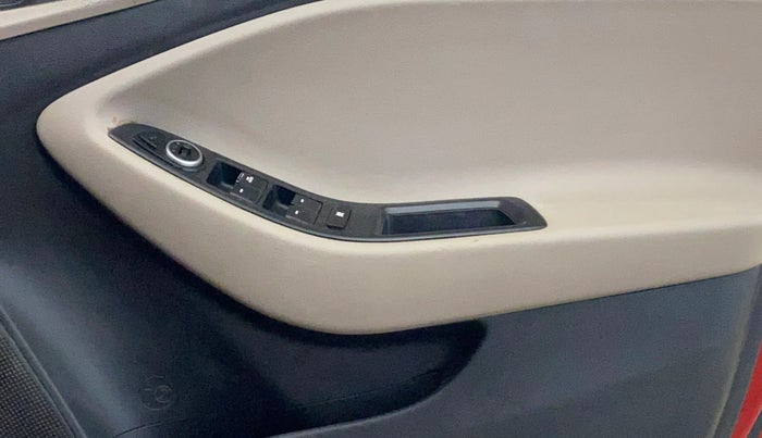 2015 Hyundai Elite i20 SPORTZ 1.2, Petrol, Manual, 54,467 km, Driver Side Door Panels Control