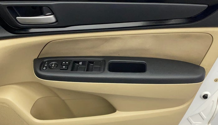 2019 Honda Amaze 1.2L I-VTEC VX CVT, Petrol, Automatic, 75,104 km, Driver Side Door Panels Control