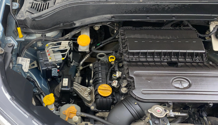 2022 Tata PUNCH CREATIVE  MT, Petrol, Manual, 34,344 km, Engine View - Right