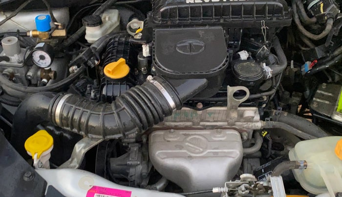 2018 Tata Tiago XT PETROL, CNG, Manual, 72,080 km, Engine View - Right