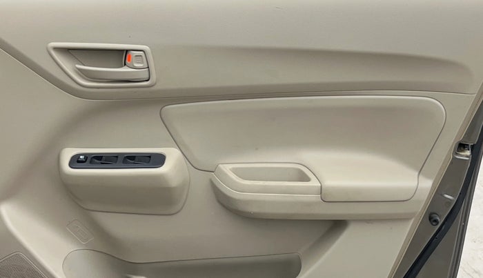 2019 Maruti Dzire LXI, Petrol, Manual, 57,465 km, Driver Side Door Panels Control