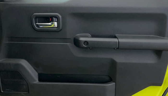 2025 Maruti JIMNY ALPHA ALL GRIP PRO AT, Petrol, Automatic, 6,267 km, Driver Side Door Panels Control