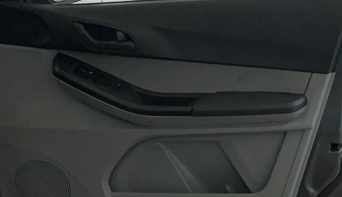 2023 Tata Tiago XT CNG, CNG, Manual, 23,232 km, Driver Side Door Panels Control