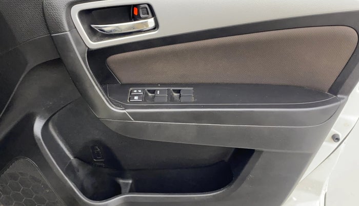 2022 Toyota URBAN CRUISER HIGH GRADE MT, Petrol, Manual, 57,113 km, Driver Side Door Panels Control