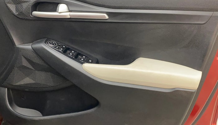 2022 KIA SELTOS HTK PLUS 1.5 DIESEL IMT, Diesel, Manual, 85,377 km, Driver Side Door Panels Control