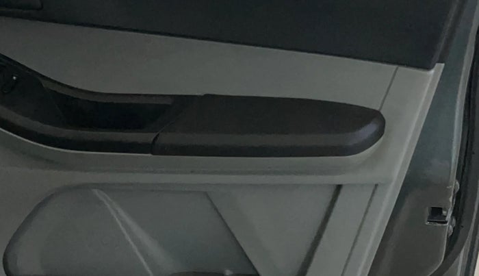 2021 Tata Tiago XZA PETROL, Petrol, Automatic, 3,308 km, Driver Side Door Panels Control