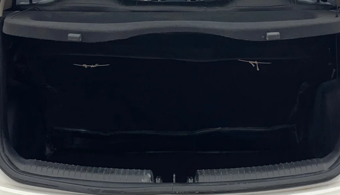 2017 Hyundai Grand i10 MAGNA AT 1.2 KAPPA VTVT, Petrol, Automatic, 32,064 km, Boot Inside