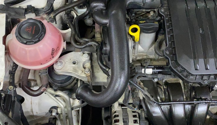 2018 Volkswagen Ameo COMFORTLINE 1.0L, Petrol, Manual, 1,06,101 km, Engine View - Right