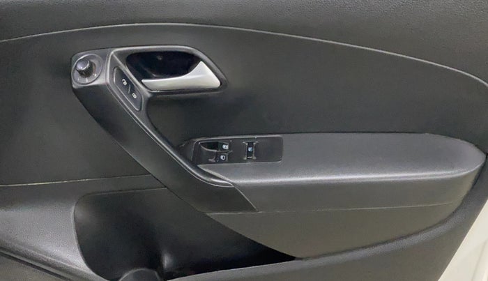 2018 Volkswagen Ameo COMFORTLINE 1.0L, Petrol, Manual, 1,06,101 km, Driver Side Door Panels Control