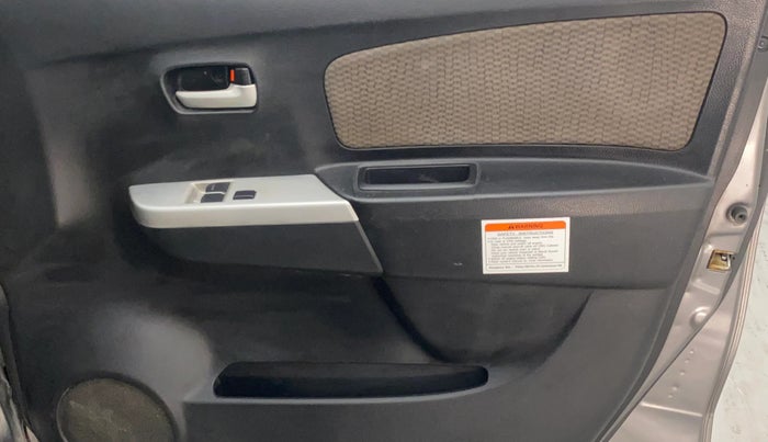 2013 Maruti Wagon R 1.0 LXI CNG, CNG, Manual, 60,259 km, Driver Side Door Panels Control