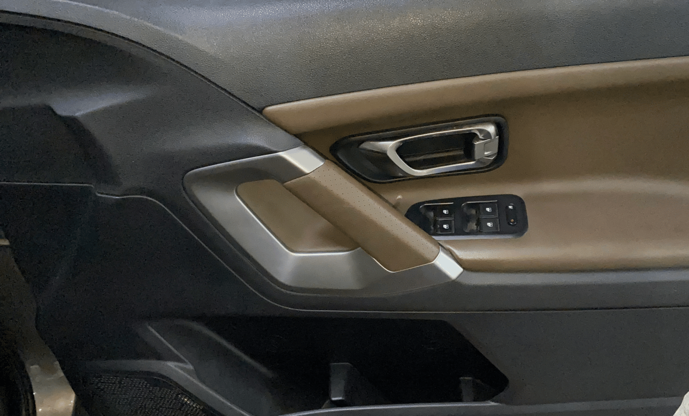 2019 Tata Harrier XZ 2.0L, Diesel, Manual, 78,709 km, Driver Side Door Panels Control