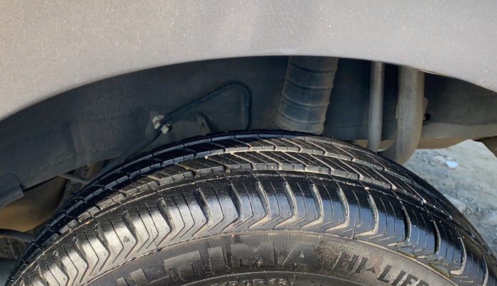 2016 Datsun Redi Go T, Petrol, Manual, 57,445 km, Left Rear Tyre Tread