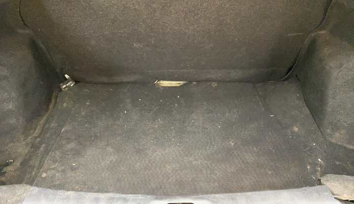 2015 Maruti Swift Dzire VXI, Petrol, Manual, 96,189 km, Boot Inside