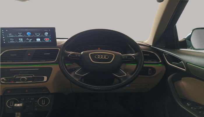 2016 Audi Q3 35 TDI Quattro, Diesel, Automatic, 73,408 km, Steering Wheel Close Up