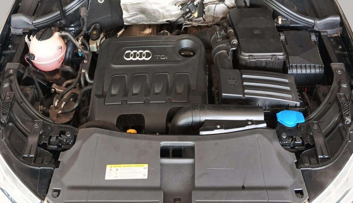 2016 Audi Q3 35 TDI Quattro, Diesel, Automatic, 73,408 km, Engine View
