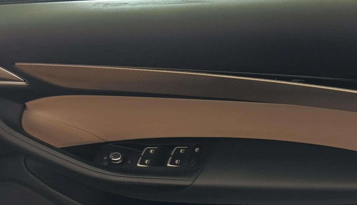 2016 Audi Q3 35 TDI Quattro, Diesel, Automatic, 73,408 km, Driver Side Door Panels Control