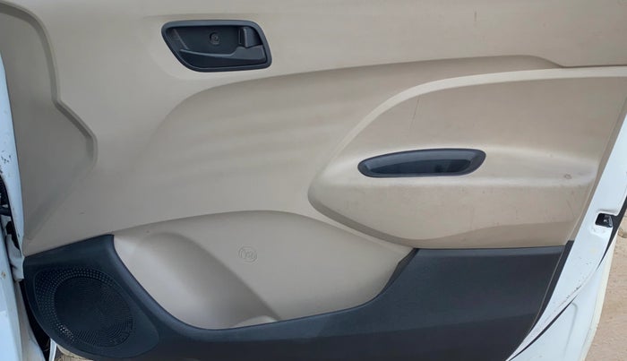 2021 Hyundai NEW SANTRO SPORTZ MT, Petrol, Manual, 35,187 km, Driver Side Door Panels Control