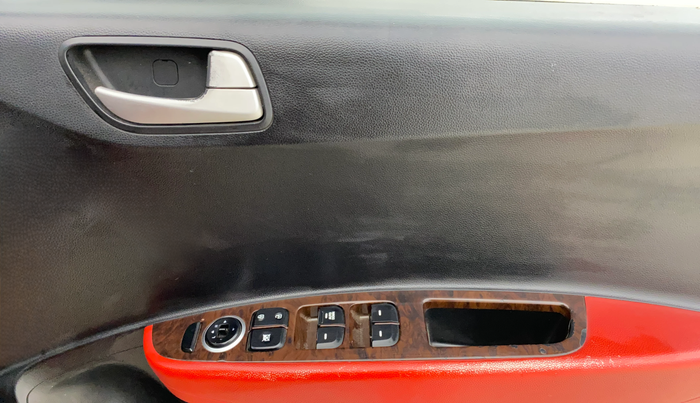 2015 Hyundai Xcent S (O) 1.2, Petrol, Manual, 76,484 km, Driver Side Door Panels Control